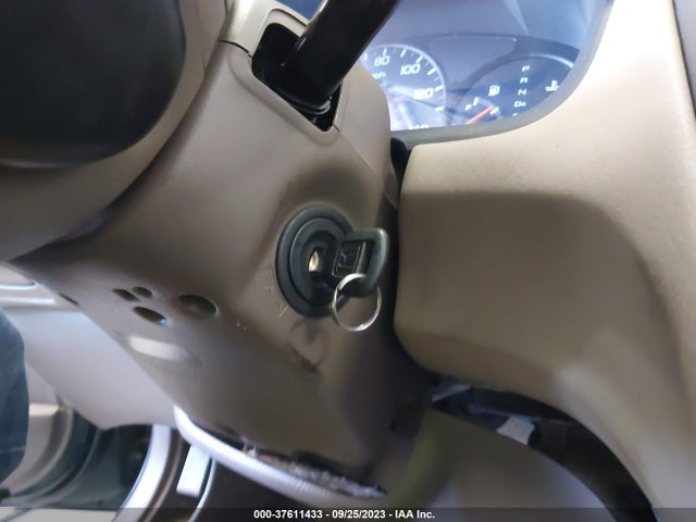 2000 HONDA ACCORD SDN LX VIN: 1HGCG5642YA102486