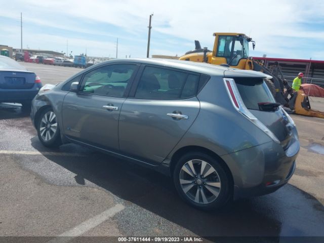 1N4AZ0CP1FC310786 Nissan LEAF SV