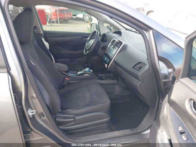 1N4AZ0CP1FC310786 Nissan LEAF SV