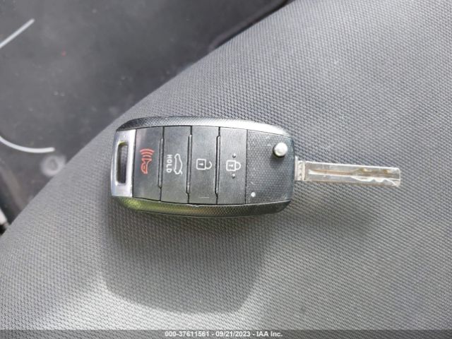 KNADN4A38G6627651 KIA RIO EX