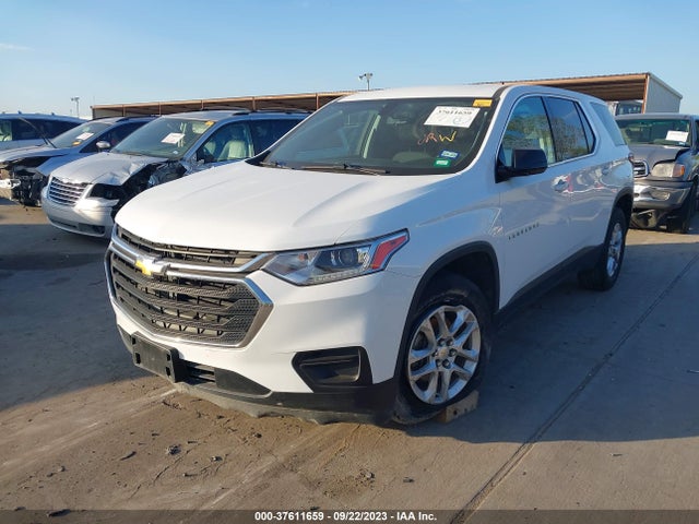 Chevrolet Traverse Ls 2018 1GNERFKW4JJ186726 Image 2