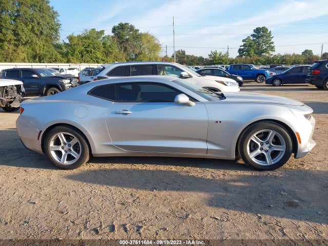 Chevrolet Camaro 1lt 2017 1G1FB1RXXH0137932 Image 13