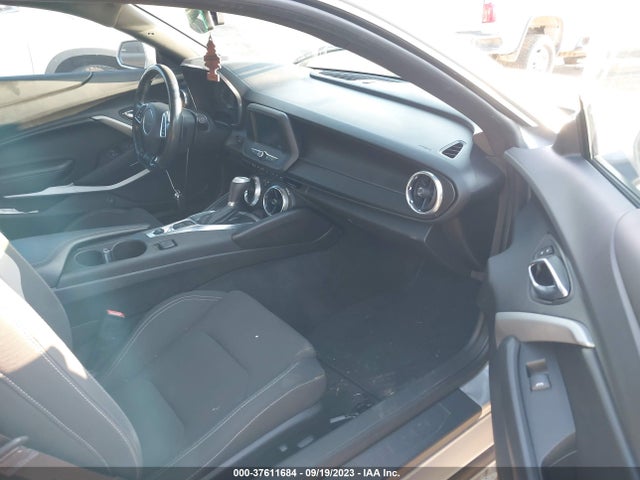 Chevrolet Camaro 1lt 2017 1G1FB1RXXH0137932 Image 5