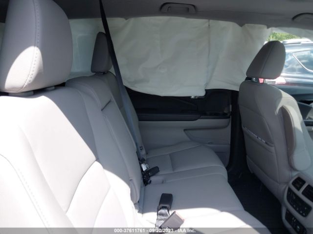 5FNYF5H9XKB035876 Honda Pilot Touring 8-passenger