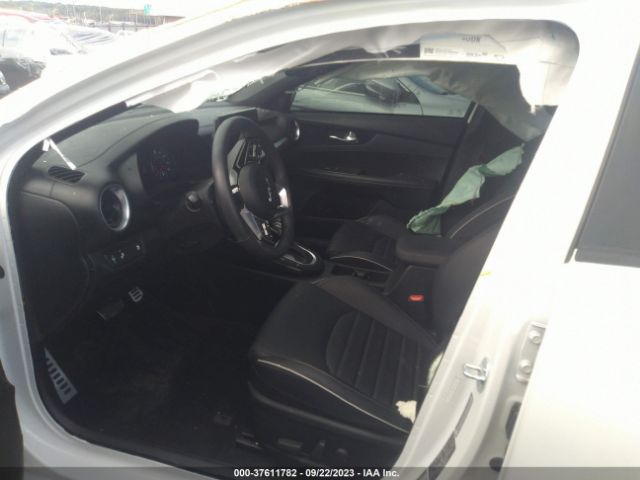 3KPF54AD2PE598694 KIA Forte Gt-line