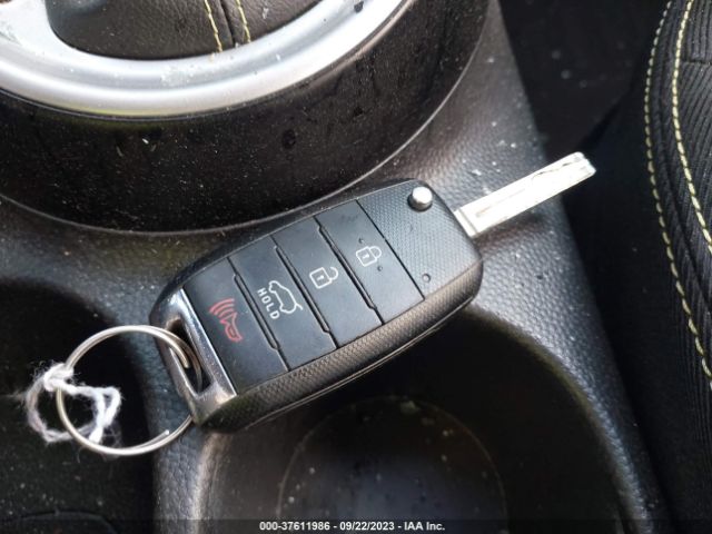 KNDJP3A58E7058996 KIA SOUL +