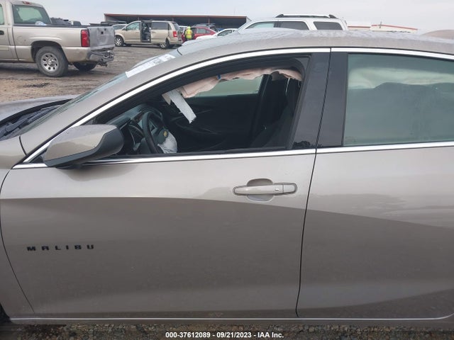 Chevrolet MALIBU RS 2023 1G1ZG5STXPF154609 Image 14