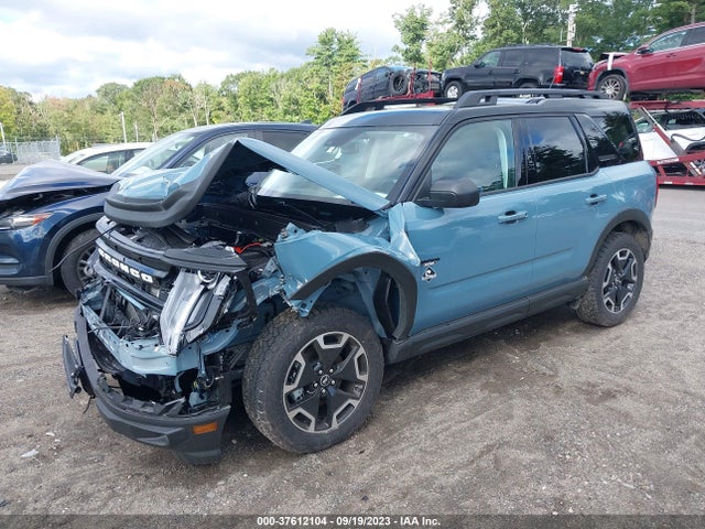 Ford Bronco Sport Outer Banks 2023 3FMCR9C60PRD72239 Image 2