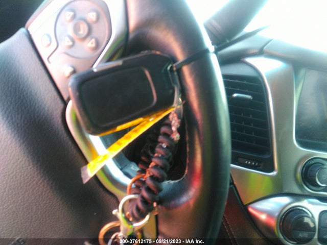 Chevrolet Suburban Premier 2017 1GNSKJKC2HR363463 Image 11