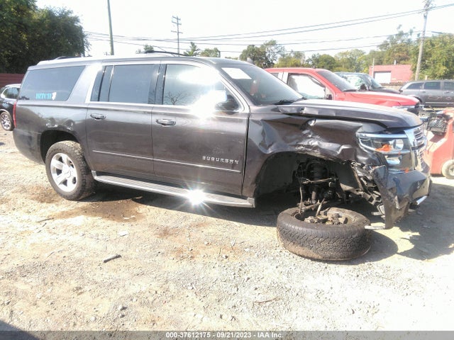 Chevrolet Suburban Premier 2017 1GNSKJKC2HR363463 Image 13