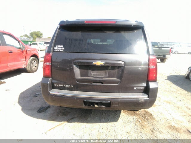 Chevrolet Suburban Premier 2017 1GNSKJKC2HR363463 Image 16