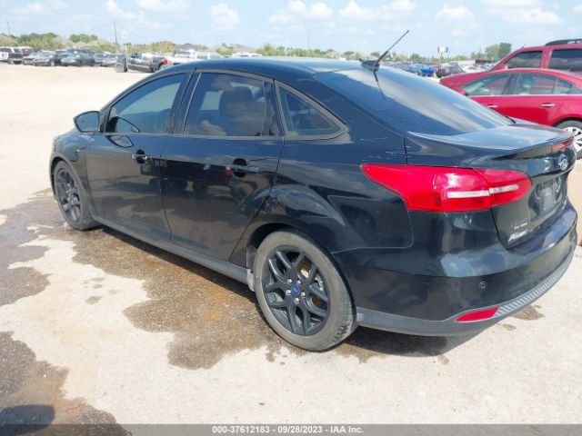 1FADP3F2XGL328676 Ford FOCUS SE