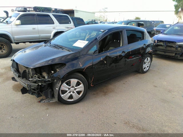 KIA Forte 5-door Lx 2016 KNAFK5A86G5597638 Image 2
