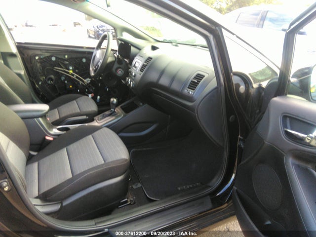 KIA Forte 5-door Lx 2016 KNAFK5A86G5597638 Image 5