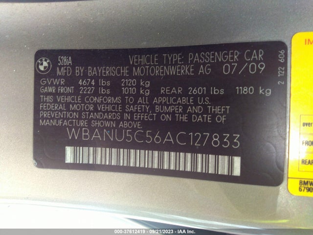 2010 BMW 5 SERIES 528I VIN: WBANU5C56AC127833