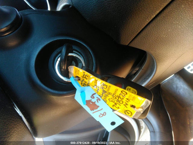 2013 HYUNDAI ELANTRA GT VIN: KMHD35LE9DU022862