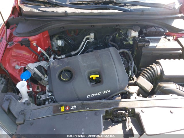 Hyundai ELANTRA SE 2017 5NPD84LF7HH132544 Image 10