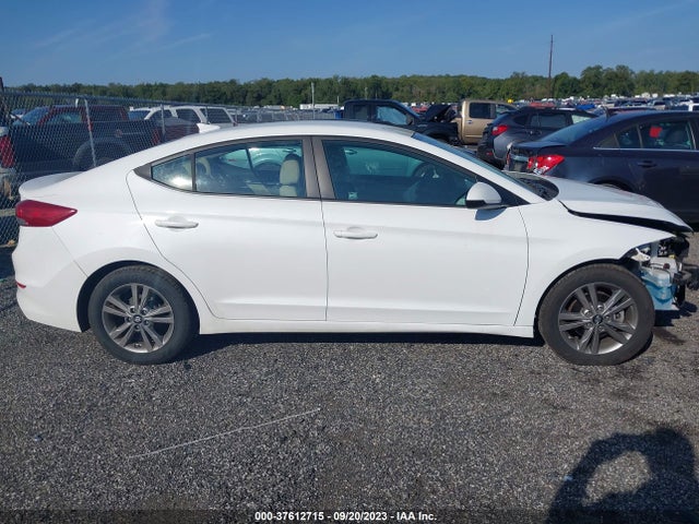 2017 HYUNDAI ELANTRA SE VIN: 5NPD84LF1HH131969