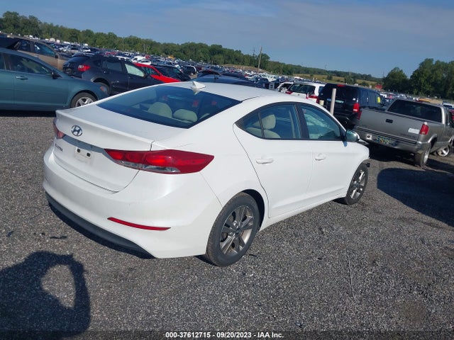 2017 HYUNDAI ELANTRA SE VIN: 5NPD84LF1HH131969