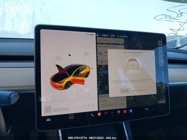 2018 Tesla 3, VIN: 5YJ3E1EA2JF021814
