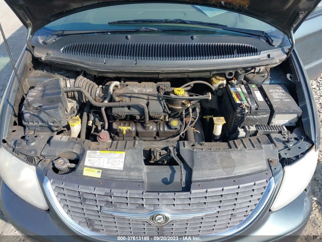 2002 CHRYSLER TOWN & COUNTRY LX VIN: 2C4GP44382R526858