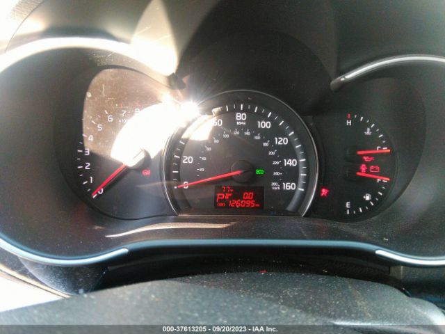 5XYKTDA75EG517329 KIA SORENTO LX