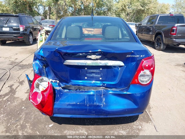 Chevrolet SONIC LT 2014 1G1JC5SH2E4104123 Image 16