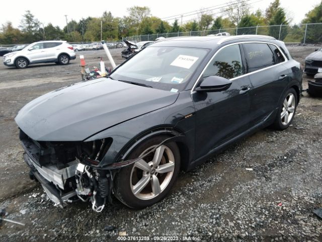 WA1VAAGE0KB018123 Audi E-tron Prestige