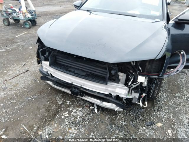 WA1VAAGE0KB018123 Audi E-tron Prestige