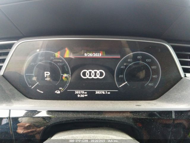 WA1VAAGE0KB018123 Audi E-tron Prestige