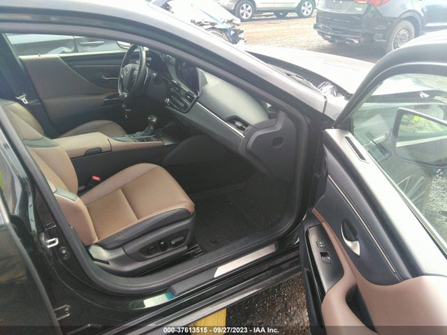 2022 Lexus ES, VIN: 58ADZ1B15NU111652
