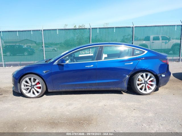 5YJ3E1EBXKF422084 Tesla Model 3 Long Range/performance