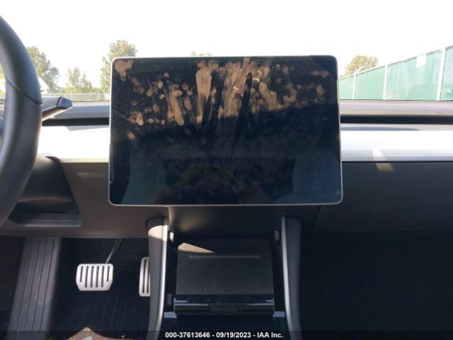5YJ3E1EBXKF422084 Tesla Model 3 Long Range/performance