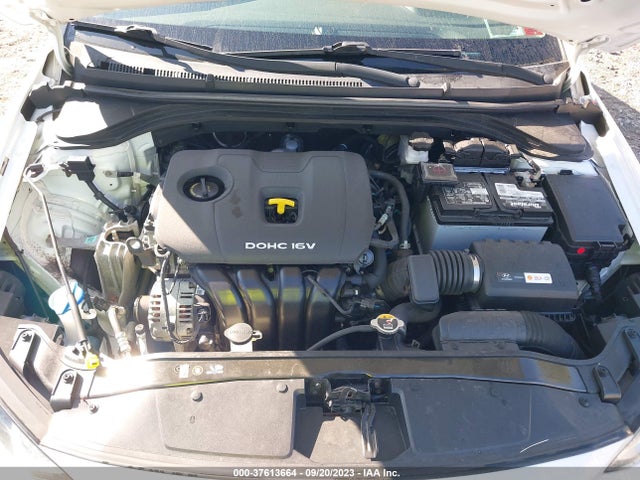 Hyundai ELANTRA SE 2017 5NPD74LF5HH206627 Image 10