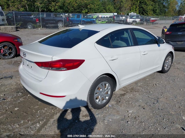 Hyundai ELANTRA SE 2017 5NPD74LF5HH206627 Image 4
