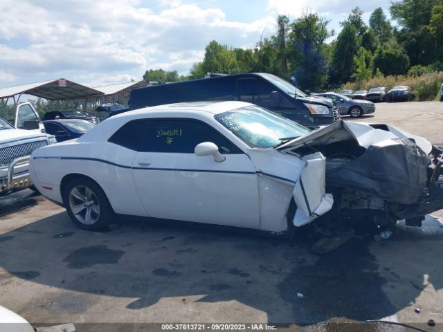 2C3CDZAG1FH723818 Dodge Challenger Sxt