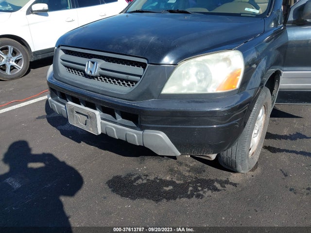 2005 HONDA PILOT LX VIN: 2HKYF18165H548115