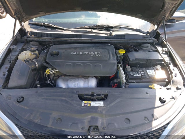 1C3CCCAB6FN657875 Chrysler 200 Limited