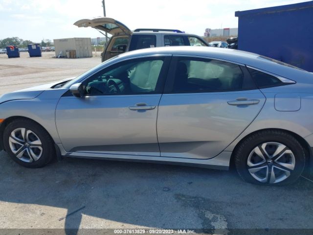19XFC2F53GE018798 Honda Civic Sedan Lx