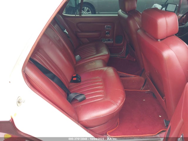 1984 ROLLS-ROYCE SILVER SPIRIT VIN: SCAZS42A1ECX09208