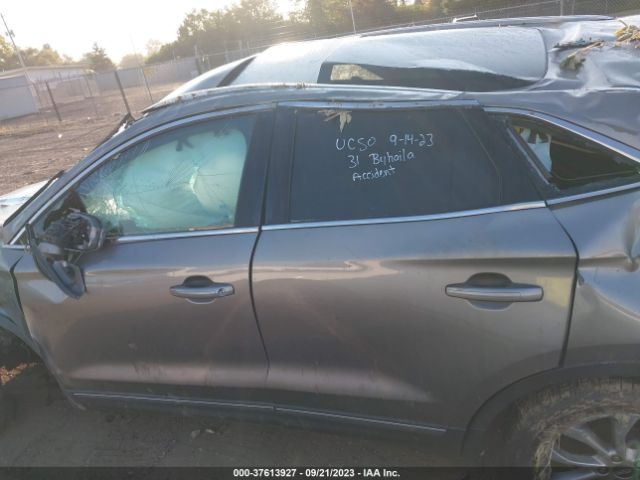 5LMCJ2D98GUJ07971 Lincoln MKC SELECT