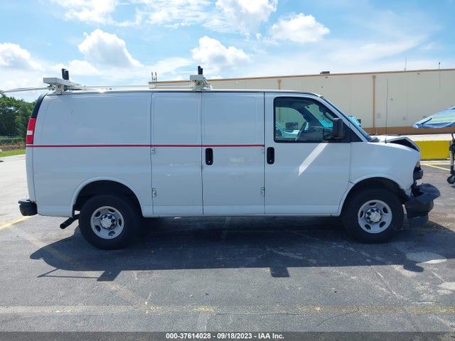 Chevrolet EXPRESS CARGO VAN 2019 1GCWGAFG1K1276362 Image 13
