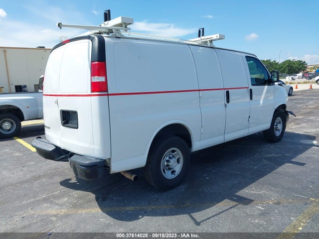 Chevrolet EXPRESS CARGO VAN 2019 1GCWGAFG1K1276362 Image 4