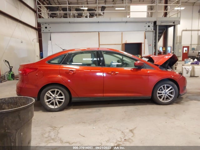 Ford FOCUS SE 2018 1FADP3F25JL273318 Image 12