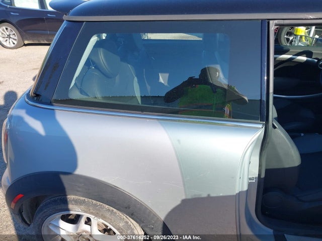2008 MINI COOPER HARDTOP WMWMF73578TT93356 Photo 7