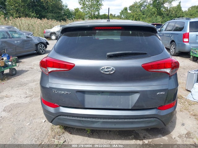 Hyundai TUCSON SE 2018 KM8J2CA49JU807074 Image 16