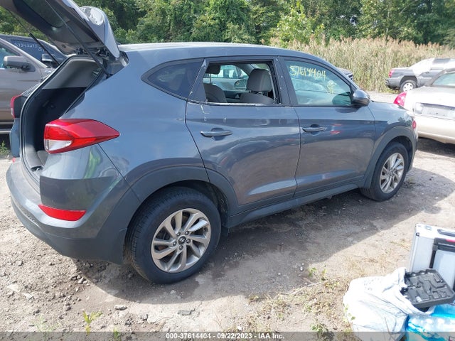 Hyundai TUCSON SE 2018 KM8J2CA49JU807074 Image 4