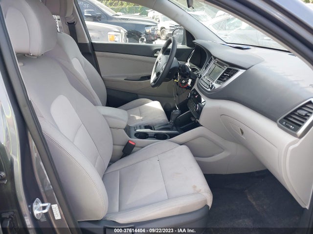 Hyundai TUCSON SE 2018 KM8J2CA49JU807074 Image 5