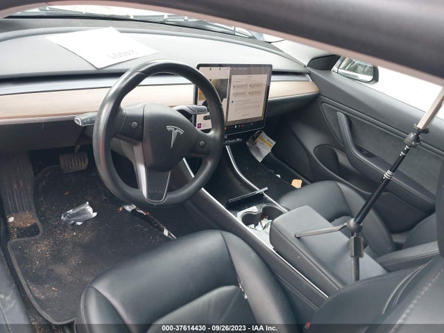 2019 Tesla 3, VIN: 5YJ3E1EA8KF313209
