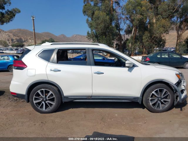 JN8AT2MT4HW399228 Nissan Rogue Sl